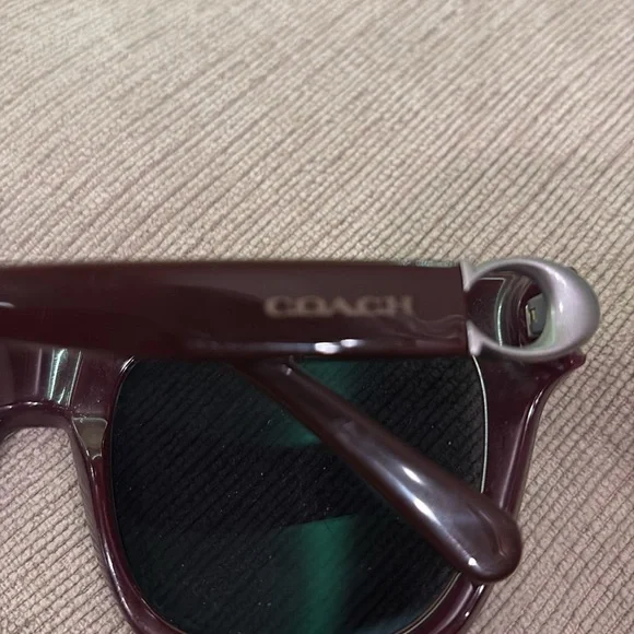 Coach sunglasses. Progressive lenses. No scratches or damage. Oxblood color. - Picture 3 of 8